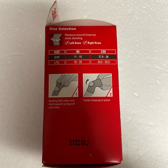 NWOT Ace Brand One Knee Compression Support with 2 compression zones Size Small - Picture 5 of 10